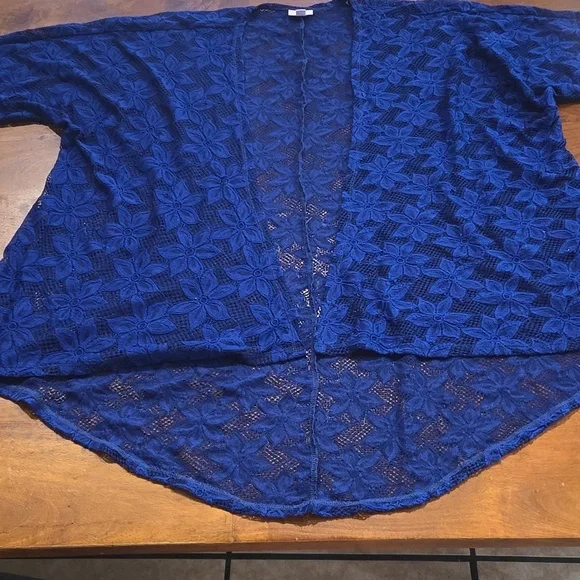 Lularoe Blue Floral Lace Kimono Size Medium - Picture 4 of 10